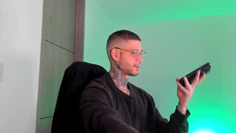 Snapshot of _jamesleandros chatting on 27, 3, 2026 jeison online show from 27, 3, 2026