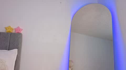 Snapshot of _jazmiin chatting on 8, 3, 2026 JAZZ online show from 8, 3, 2026