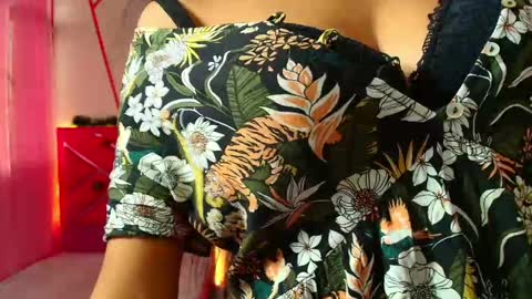 Jesica online show from 12, 12, 2024