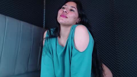 Snapshot of _joy_iva chatting on 30, 11, 2025 joy online show from 30, 11, 2025