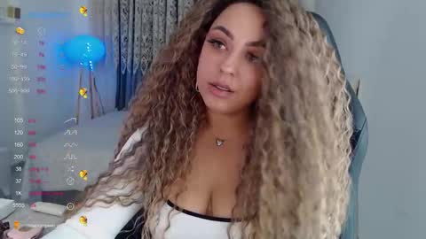 _just_a_queen_3 online show from 15, 11, 2025