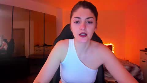 _just_a_simple_girl online show from 27, 2, 2025