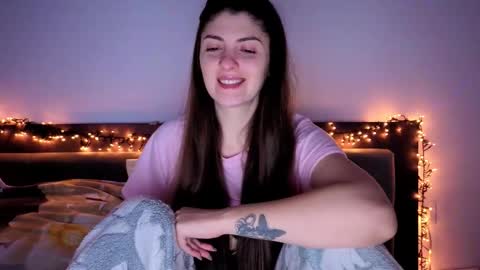 Snapshot of _just_a_simple_girl chatting on 3, 2, 2026 _just_a_simple_girl online show from 3, 2, 2026