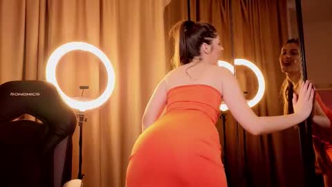 Snapshot of _just_a_simple_girl chatting on 4, 2, 2026 _just_a_simple_girl online show from 4, 2, 2026