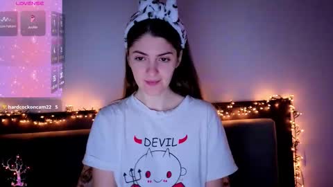 Snapshot of _just_a_simple_girl chatting on 15, 2, 2026 _just_a_simple_girl online show from 15, 2, 2026