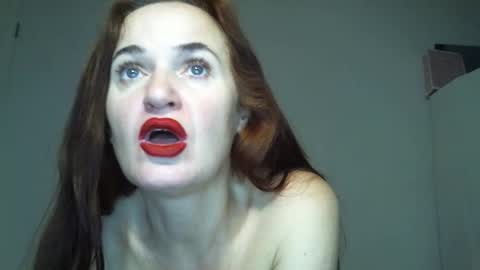 KAPELKA   online show from 3, 12, 2025