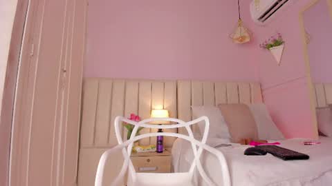 Snapshot of _karol_18 chatting on 27, 6, 2026 karol online show from 27, 6, 2026