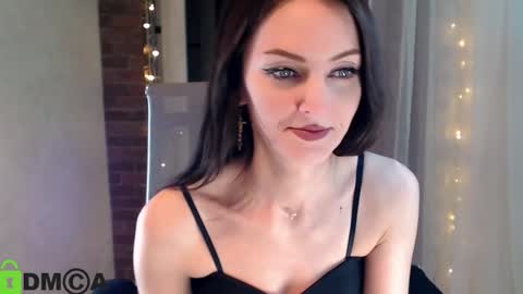  karolina online show from 27, 2, 2025