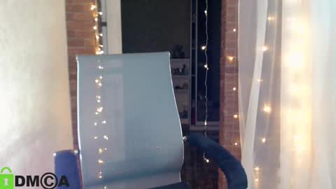  karolina online show from 6, 3, 2025