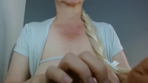 Snapshot of _keiila chatting on 21, 4, 2026 Keiila online show from 21, 4, 2026