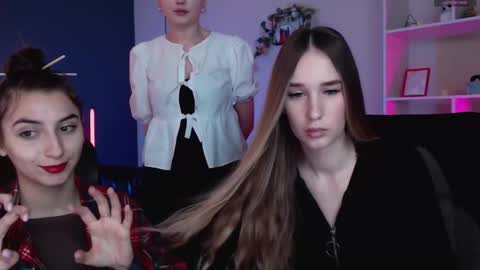 _kellykitten_ online show from 13, 3, 2026