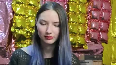 _kikiclark_ online show from 3, 4, 2026