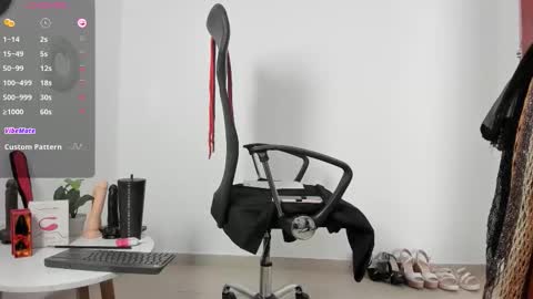 Ashley online show from 25, 11, 2025