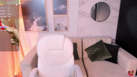 Snapshot of _kiramoon__ chatting on 7, 1, 2025 Kiraaaa 0 online show from 7, 1, 2025