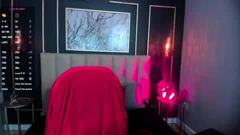 Snapshot of _kiramoon__ chatting on 3, 10, 2025 Kiraaaa 0 online show from 3, 10, 2025