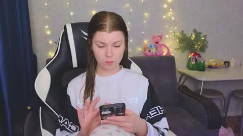 Molly   Emily online show from 5, 1, 2026