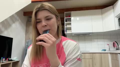 Molly   Emily online show from 25, 3, 2026