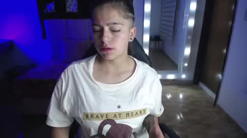 Snapshot of _kitten_1 chatting on 22, 2, 2026 _kitten_1 online show from 22, 2, 2026