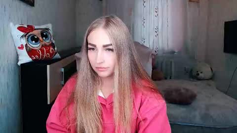 Snapshot of _kittyboo chatting on 16, 9, 2025 Aleksa online show from 16, 9, 2025