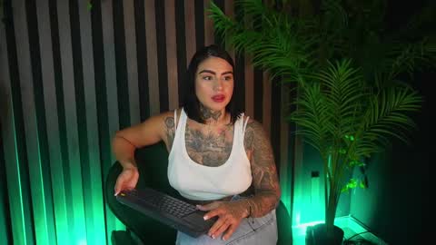   online show from 25, 2, 2025