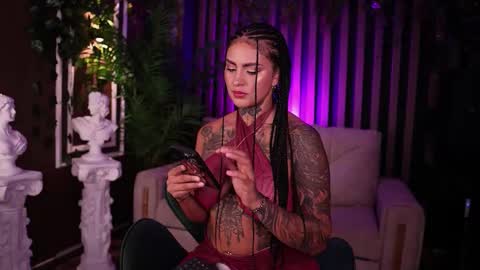   online show from 12, 9, 2025