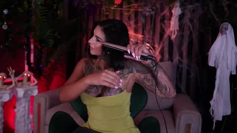   online show from 8, 10, 2025