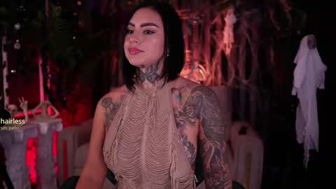   online show from 14, 10, 2025