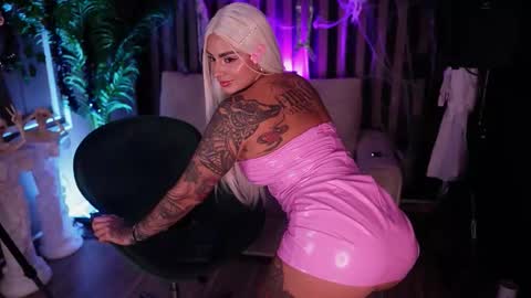   online show from 31, 10, 2025