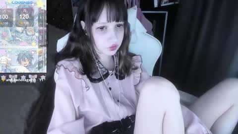 Snapshot of _kuroneeko_ chatting on 13, 10, 2025  kuro  online show from 13, 10, 2025