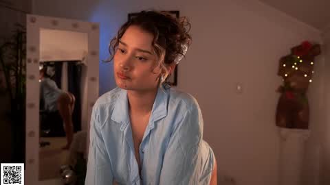 Not on OF Some stuff for sale  online show from 29, 1, 2025