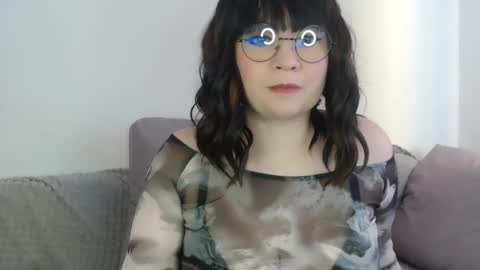 Snapshot of _lalilu_ chatting on 25, 2, 2025 _lalilu_ online show from 25, 2, 2025