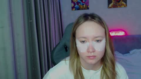 Snapshot of _lalune_ chatting on 24, 1, 2025 _lalune_ online show from 24, 1, 2025