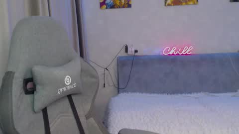 Snapshot of _lalune_ chatting on 6, 3, 2025 _lalune_ online show from 6, 3, 2025