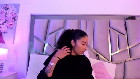 Lanna  online show from 29, 12, 2024