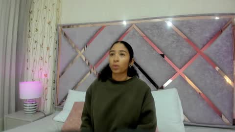 Lanna  online show from 31, 12, 2024