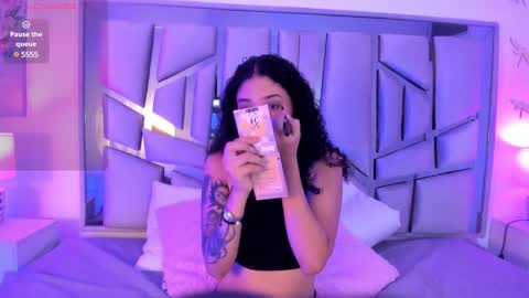 Lanna  online show from 3, 2, 2025