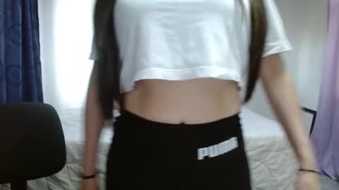Snapshot of _lara1 chatting on 18, 12, 2024 paulina online show from 18, 12, 2024