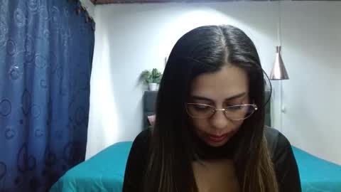 Snapshot of _lara1 chatting on 27, 12, 2024 paulina online show from 27, 12, 2024