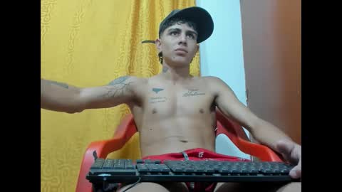Snapshot of _latinhot_420 chatting on 30, 4, 2026 _latinhot_420 online show from 30, 4, 2026