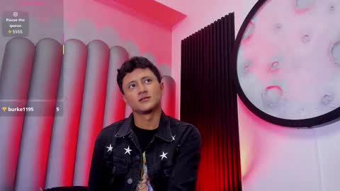 _leohot_ online show from 25, 11, 2025