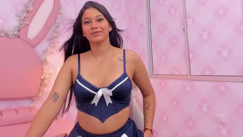  Lia Swan  online show from 18, 12, 2025