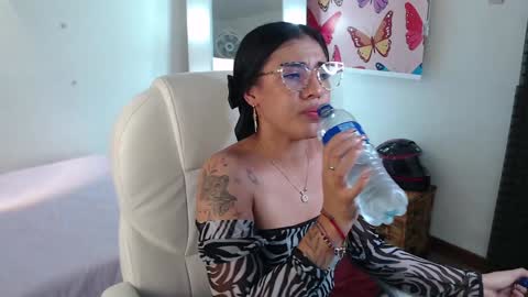 Snapshot of _lili_rose chatting on 19, 1, 2025 Lili online show from 19, 1, 2025