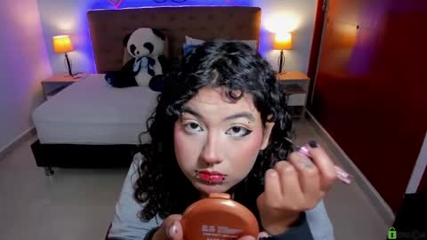 Snapshot of _lilly_miller chatting on 28, 9, 2025 Liily online show from 28, 9, 2025