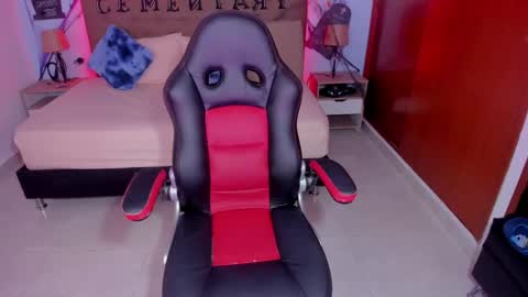 Snapshot of _lilly_miller chatting on 2, 11, 2025 Liily online show from 2, 11, 2025