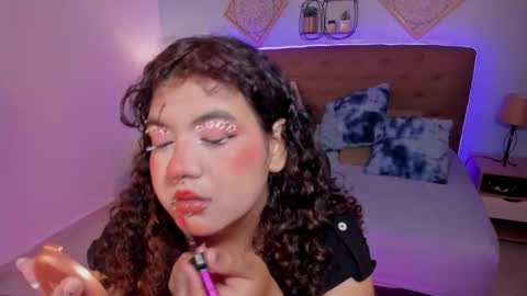 Snapshot of _lilly_miller chatting on 20, 11, 2025 Liily online show from 20, 11, 2025