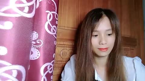 _lily0_ online show from 23, 7, 2026