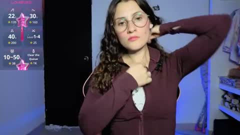Snapshot of _lindasy_ chatting on 27, 4, 2026 Lindasy online show from 27, 4, 2026