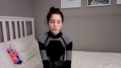 Emma online show from 30, 11, 2025