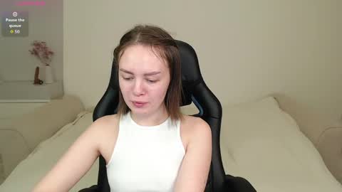 Snapshot of _little_sunshine_ chatting on 18, 4, 2026 My name is lina Lush is activePrivate is Open online show from 18, 4, 2026