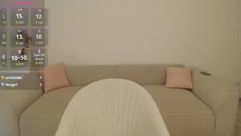 Snapshot of _little_sunshine_ chatting on 23, 4, 2026 My name is lina Lush is activePrivate is Open online show from 23, 4, 2026